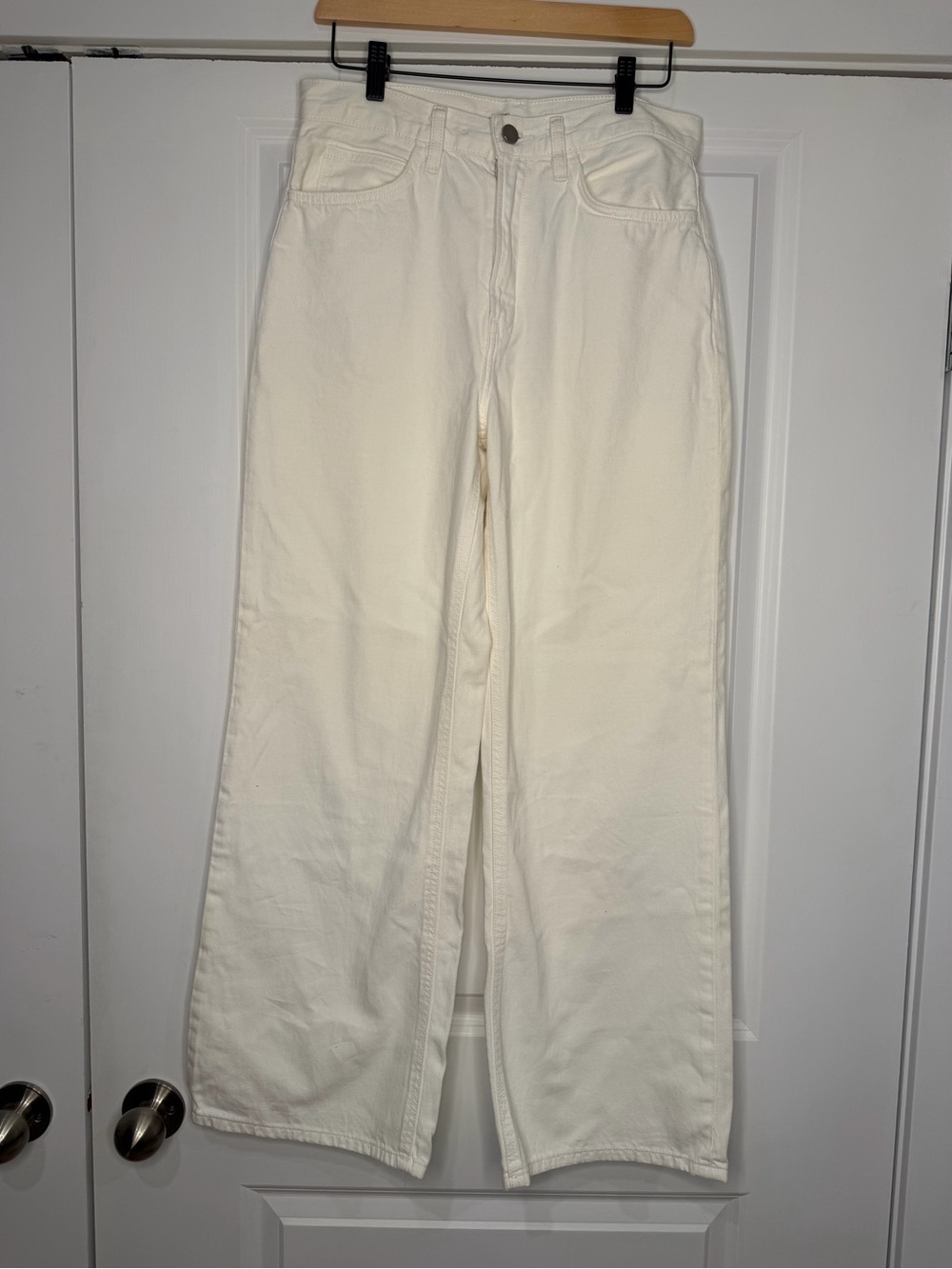 Oak and fort Women’s straight jean - creamish/ White